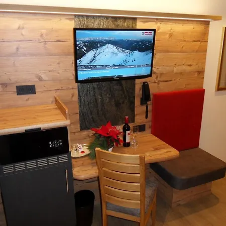 ベッド・アンド・ブレックファスト Garni Siegmundshof - Inclusive Joker Card Im Sommer ザールバッハ・ヒンターグレム