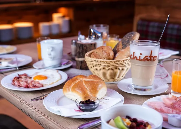 Garni Siegmundshof - Inclusive Joker Card Im Sommer ベッド・アンド・ブレックファスト ザールバッハ・ヒンターグレム